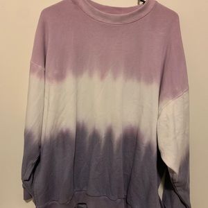 American Eagle crewneck